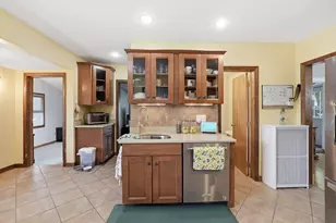 31 Wildrose Ave, Worcester, MA 01602 - Photo 17