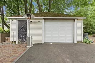 31 Wildrose Ave, Worcester, MA 01602 - Photo 39