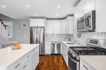 103 Sylvan St #2, Danvers, MA 01923 - Photo 9