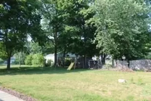 4 Thurston St, Foxboro, MA 02035 - Photo 29