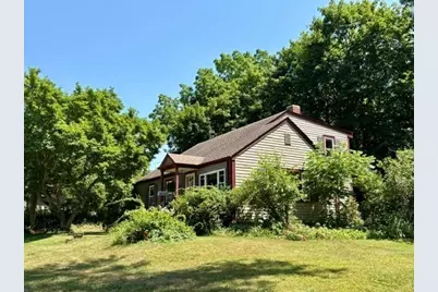 11 Blain St, Acushnet, MA 02743 - Photo 3