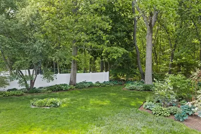 347 Plain St, Braintree, MA 02184 - Photo 35