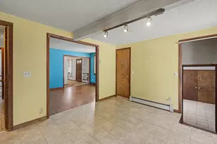 16 Berger St, Chicopee, MA 01020 - Photo 17
