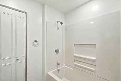 59 School St #B18, Northborough, MA 01532 - Photo 11