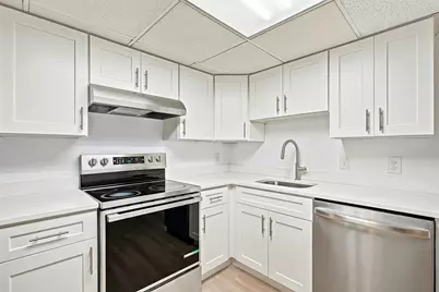 59 School St #B18, Northborough, MA 01532 - Photo 3