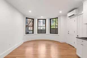 389 Commonwealth Ave, Boston, MA 02115 - Photo 3