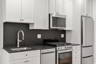 389 Commonwealth Ave, Boston, MA 02115 - Photo 5