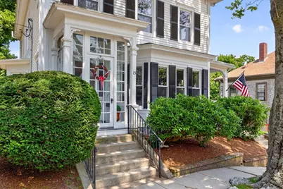 15 Vernon St, Plymouth, MA 02360 - Photo 3