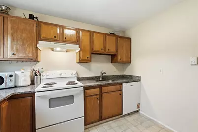 170 E Hadley Road #120, Amherst, MA 01002 - Photo 13