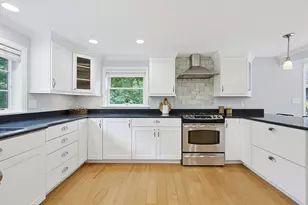 36 Stewart St, West Newbury, MA 01985 - Photo 23