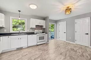 111 Beach Rd, Salisbury, MA 01952 - Photo 15