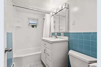 121-R Elm #2, Marblehead, MA 01945 - Photo 15