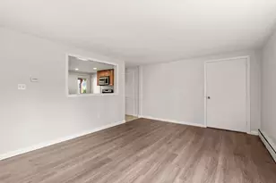121-R Elm, Marblehead, MA 01945 - Photo 5