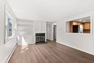 121-R Elm, Marblehead, MA 01945 - Photo 3