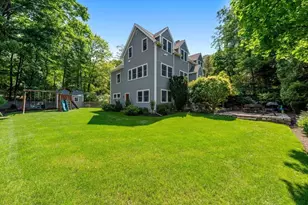 18 Benvenue St, Wellesley, MA 02482 - Photo 35