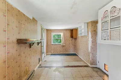 4 Essex St, Holland, MA 01521 - Photo 23