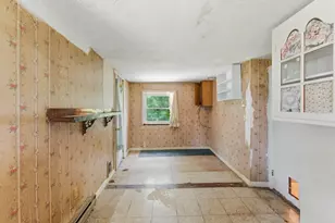 4 Essex St, Holland, MA 01521 - Photo 23