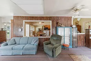 4 Essex St, Holland, MA 01521 - Photo 11