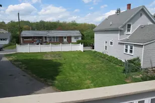 13 Spring St, Salisbury, MA 01952 - Photo 21
