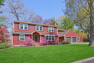 27 Lincoln St, Andover, MA 01810 - Photo 1