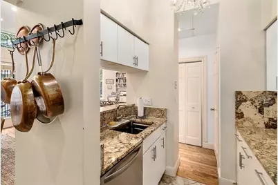 341 Beacon St #2F, Boston, MA 02116 - Photo 21