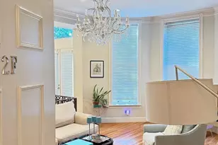 341 Beacon St, Boston, MA 02116 - Photo 9