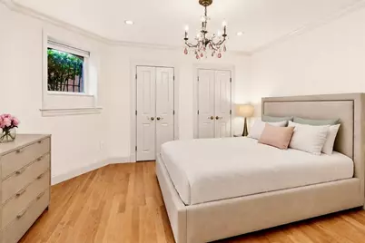 341 Beacon St #2F, Boston, MA 02116 - Photo 25
