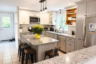 69 Montgomery Dr, Plymouth, MA 02360 - Photo 3