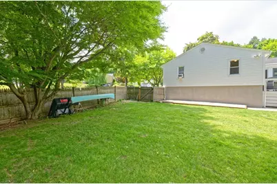 117 Longmeadow Ave, Worcester, MA 01606 - Photo 37