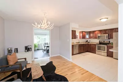 117 Longmeadow Ave, Worcester, MA 01606 - Photo 3