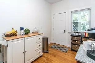 30 Appleton St, Waltham, MA 02453 - Photo 7