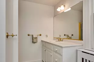2 Pleasant St, Huntington, MA 01050 - Photo 23