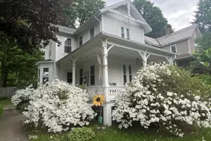 2 Pleasant St, Huntington, MA 01050 - Photo 7