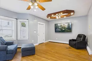 11 Woodrow Ave, Boston, MA 02124 - Photo 5
