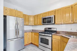 11 Woodrow Ave, Boston, MA 02124 - Photo 9