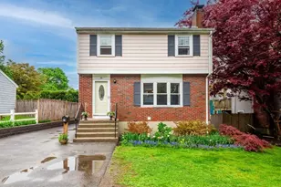 36 Wentworth St, Dedham, MA 02026 - Photo 21