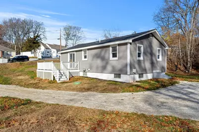 16 Jeanne Darc St, Lowell, MA 01854 - Photo 29