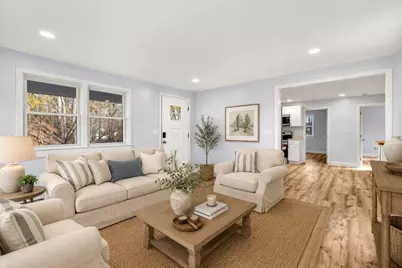16 Jeanne Darc St, Lowell, MA 01854 - Photo 3