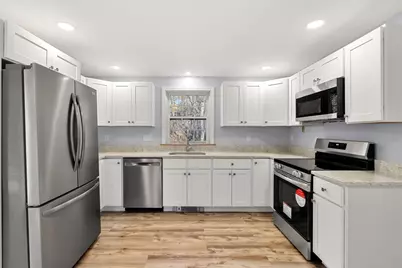 16 Jeanne Darc St, Lowell, MA 01854 - Photo 31