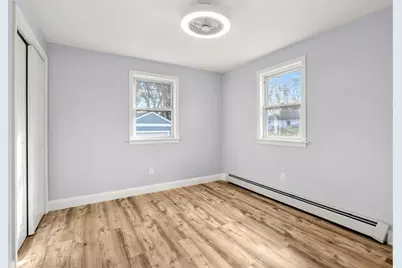 16 Jeanne Darc St, Lowell, MA 01854 - Photo 15