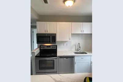 1409 Commonwealth Ave #303, Boston, MA 02135 - Photo 3