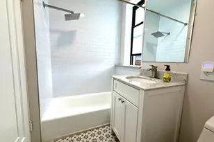 36 E Newton St, Boston, MA 02118 - Photo 9