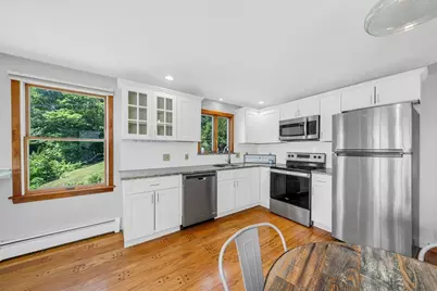 11 Beech Ln, Amesbury, MA 01913 - Photo 11