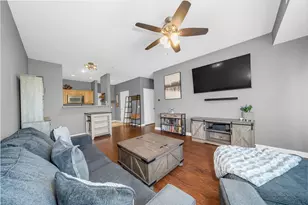 8 Walnut St, Peabody, MA 01960 - Photo 3