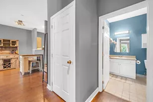 8 Walnut St, Peabody, MA 01960 - Photo 19