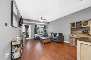 8 Walnut St, Peabody, MA 01960 - Photo 7
