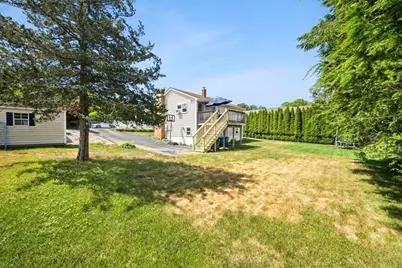 38 County St, Blackstone, MA 01504 - Photo 21