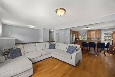 38 County St, Blackstone, MA 01504 - Photo 5