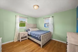 38 County St, Blackstone, MA 01504 - Photo 9