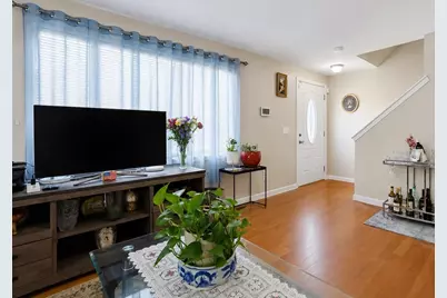 17 Bolton St, Worcester, MA 01604 - Photo 3